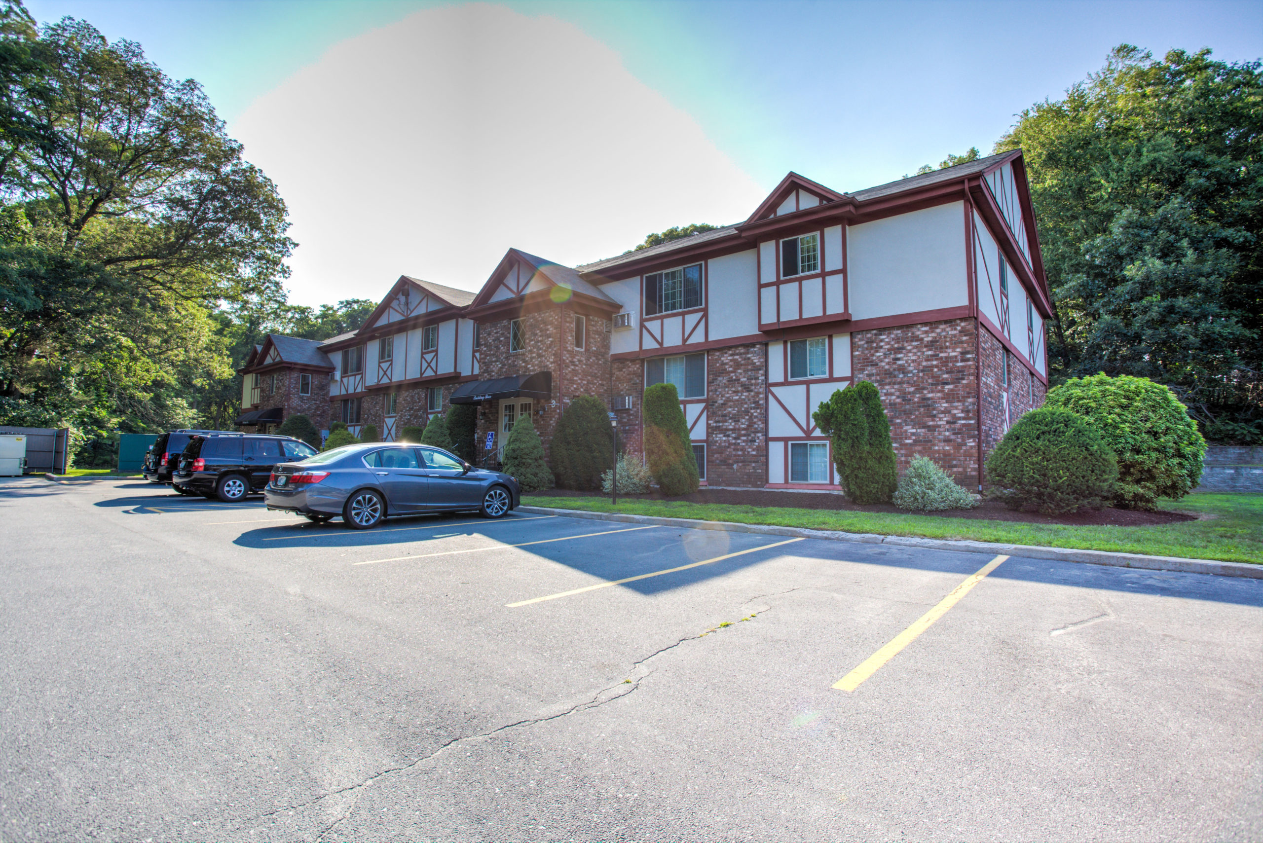 Brookside Village Apartment Homes Gallery